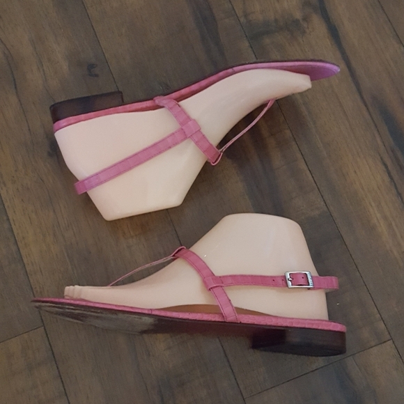 Hilfiger - Pink‎ Crocodile Embossed Sandals - Picture 2 of 6